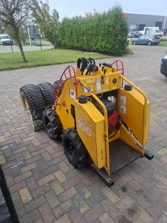 Miniloader - Minishovel van SHERPA 100 Blonk Hydrauliek 6.jpg