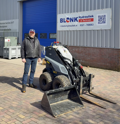 Trotse dealer van Sherpa Mini-loaders