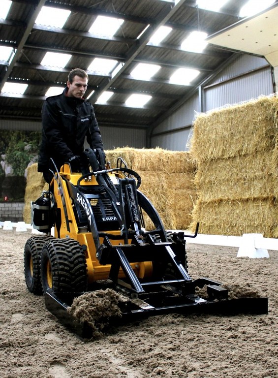 Blonk Hydrauliek & Techniek is de dealer van SHERPA Mini-Loaders